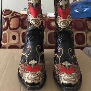 Ladies cowboy western boots